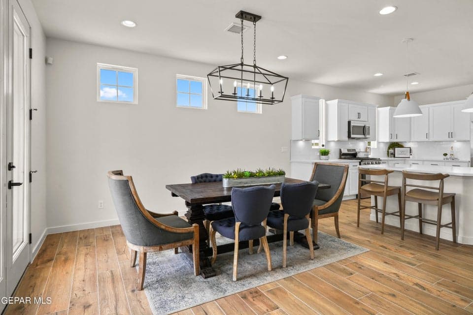 12601 Fredericksburg Ave-15