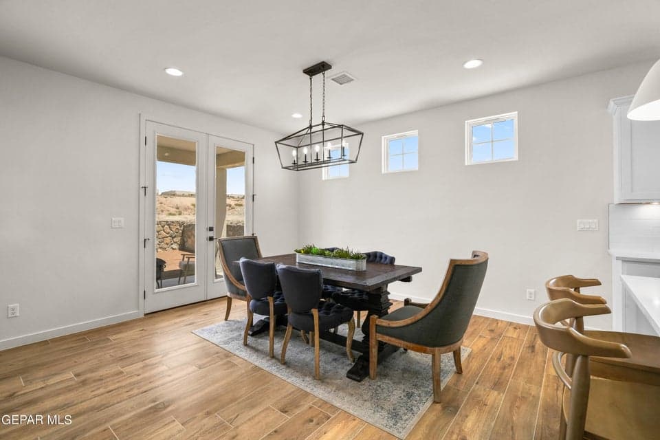 12601 Fredericksburg Ave-18