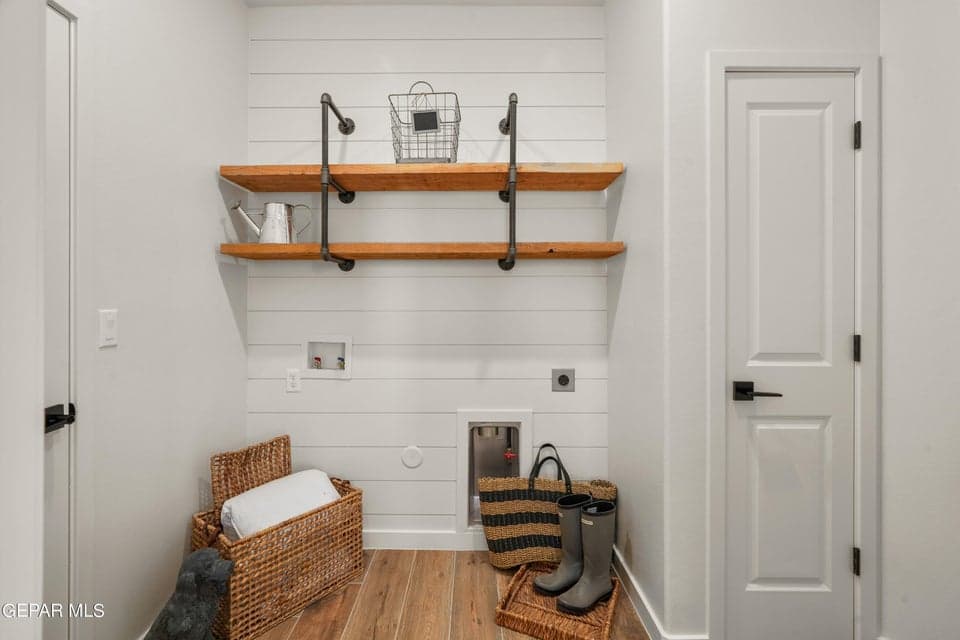 12601 Fredericksburg Ave-28