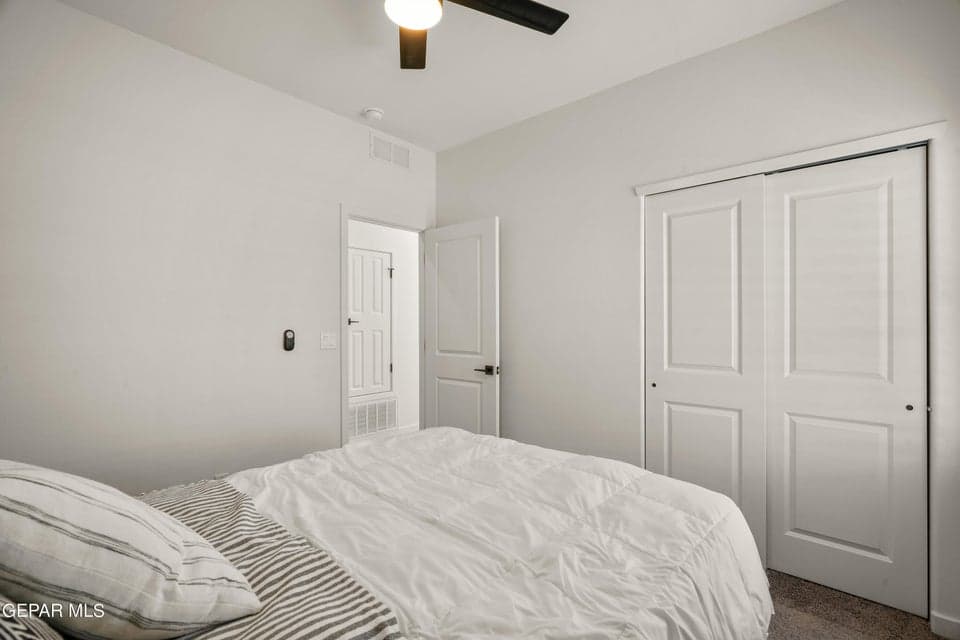 12601 Fredericksburg Ave-43