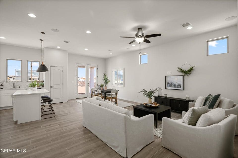 13825 Paseo Bosque-7