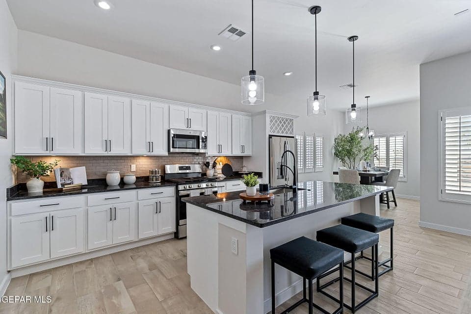 9-web-or-mls-IMG_5990