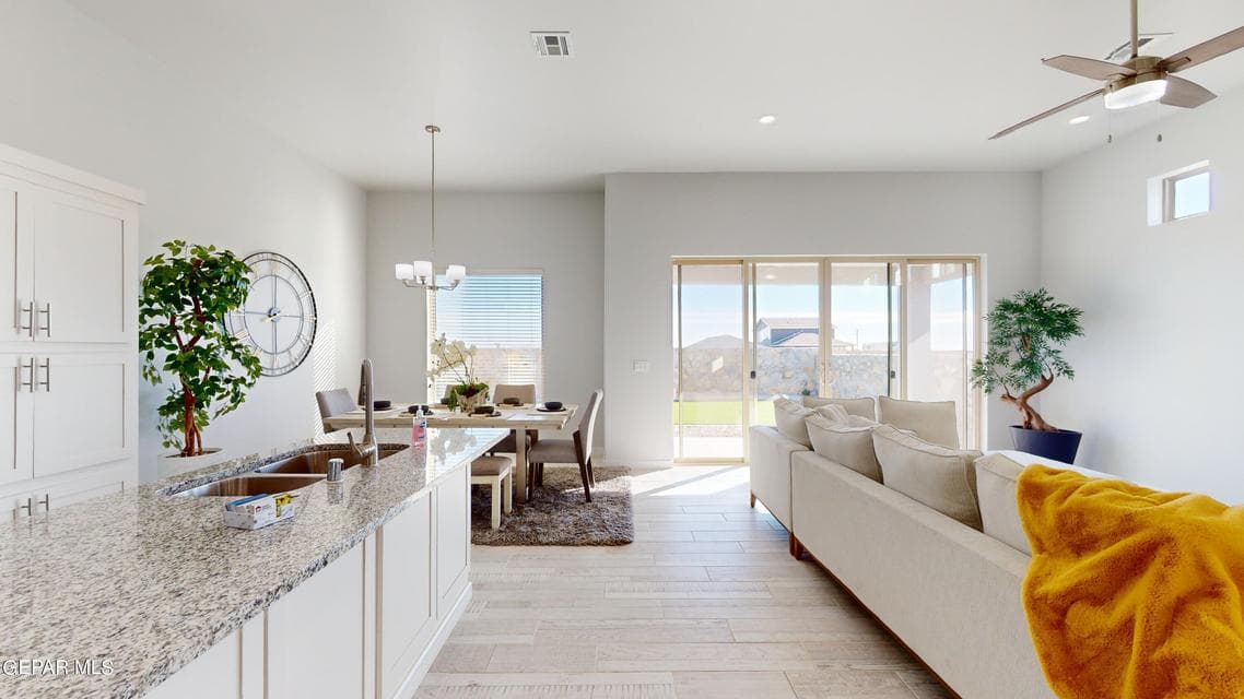 11110-Ground-Cherry-St-12132023_082613