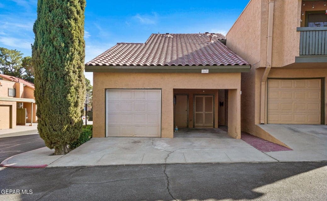 1-web-or-mls-_DSC6655