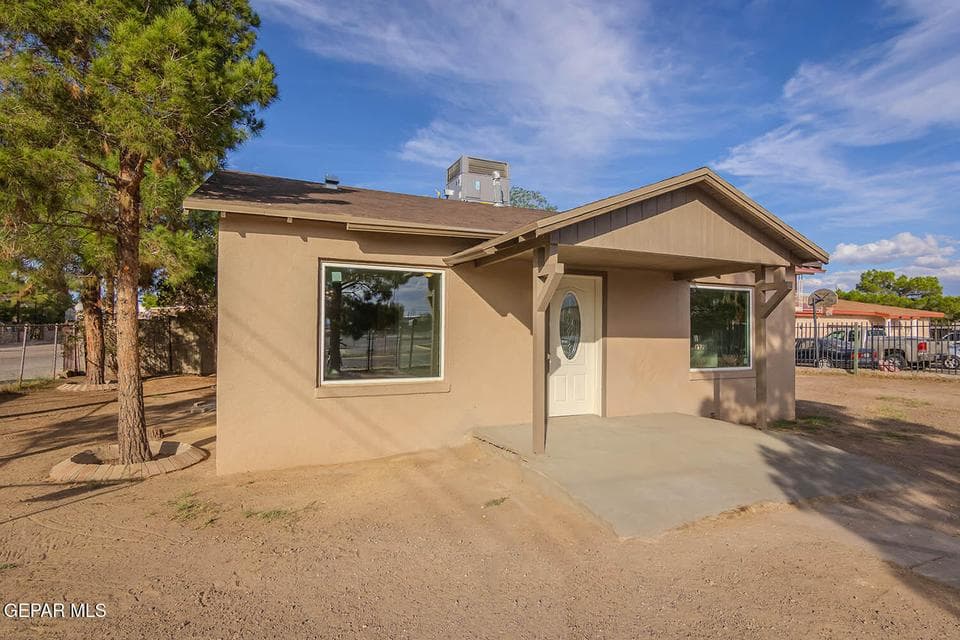 7113 Dale Road _ 003