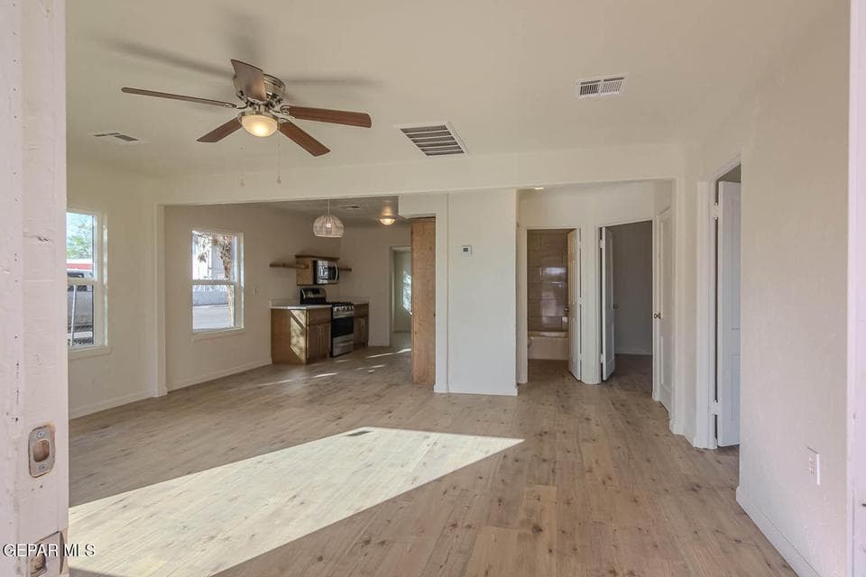 7113 Dale Road _ 005