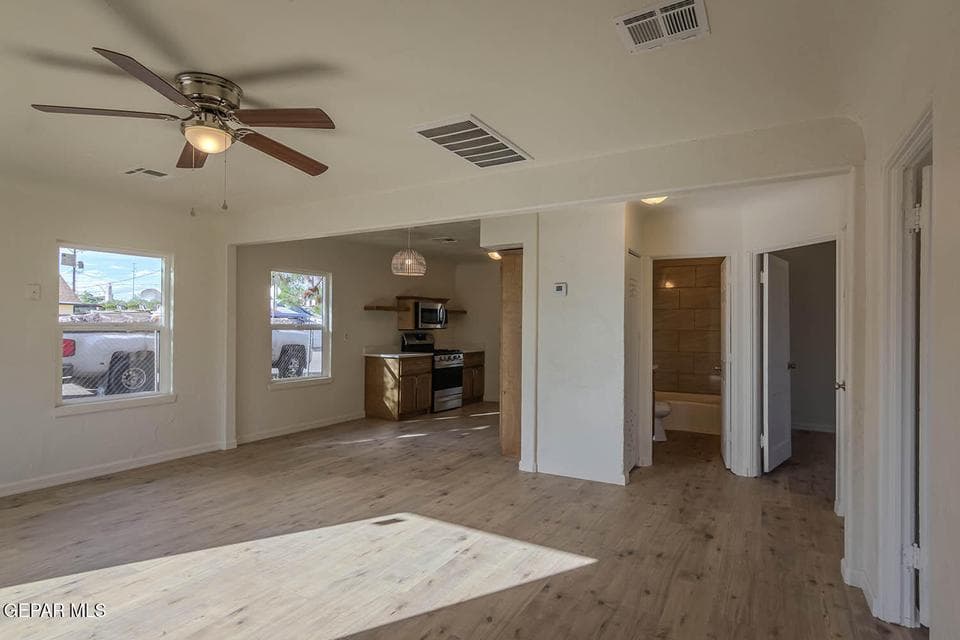 7113 Dale Road _ 006