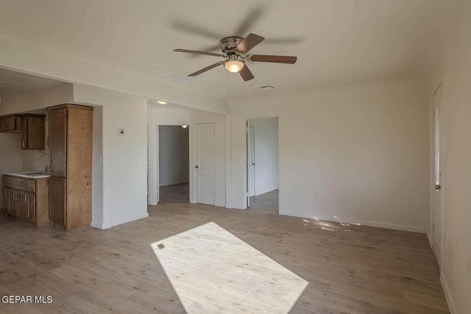 7113 Dale Road _ 013