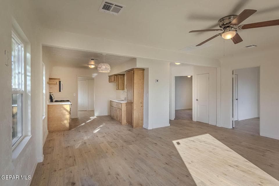 7113 Dale Road _ 014