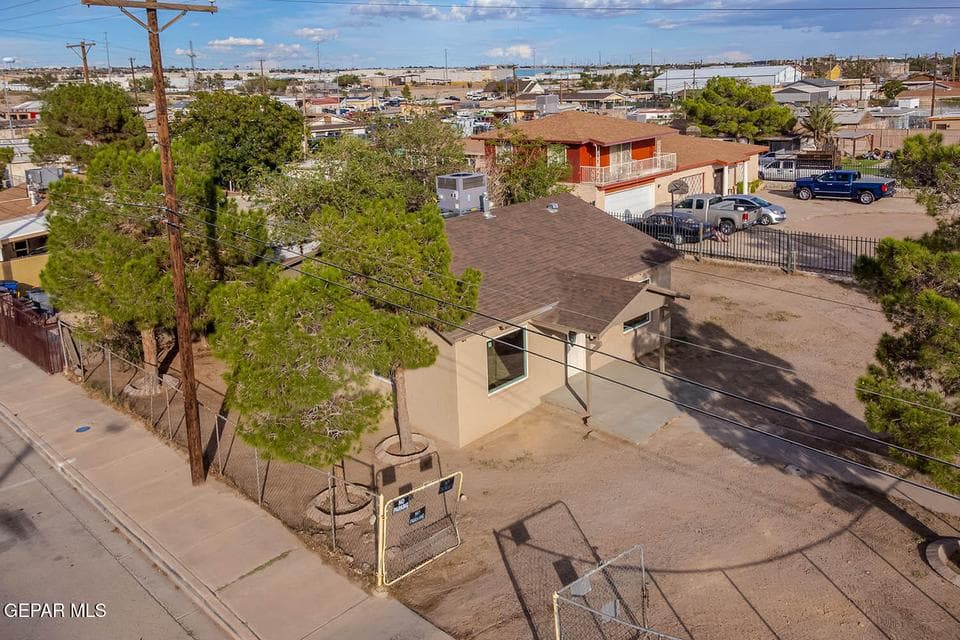 7113 Dale Road _ 052