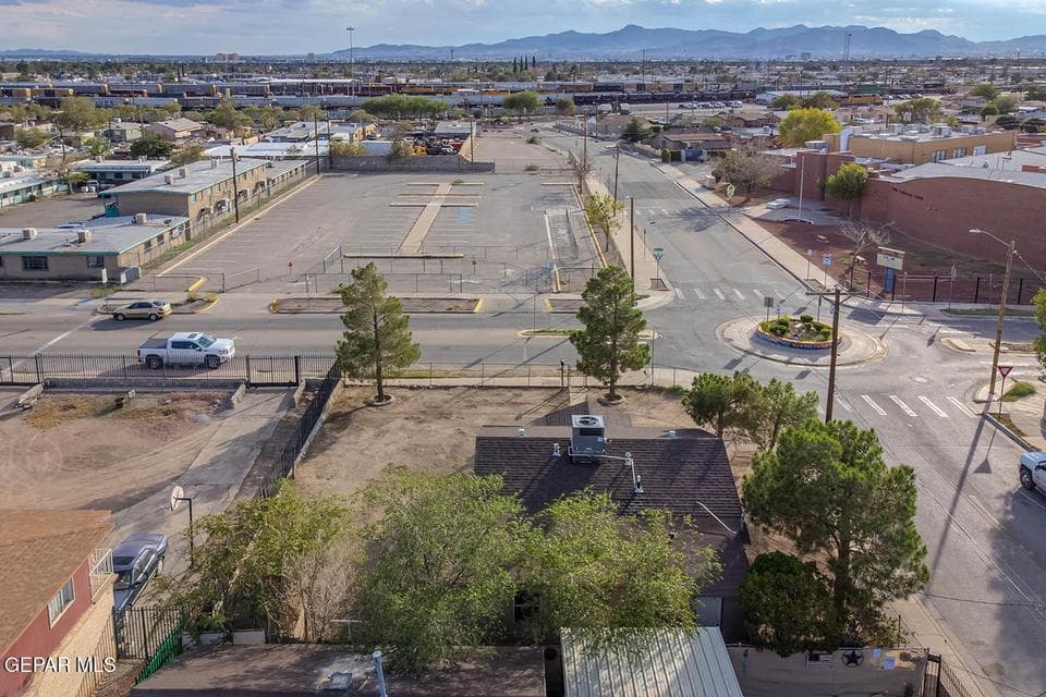 7113 Dale Road _ 054