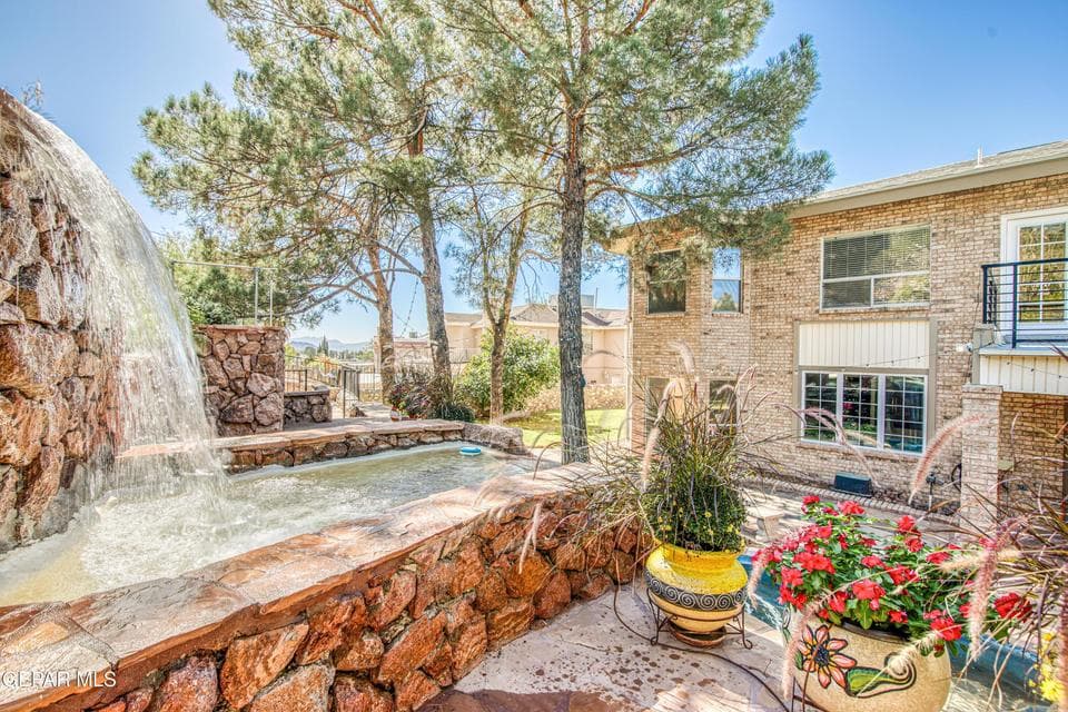 Deck 2 next to the waterfall