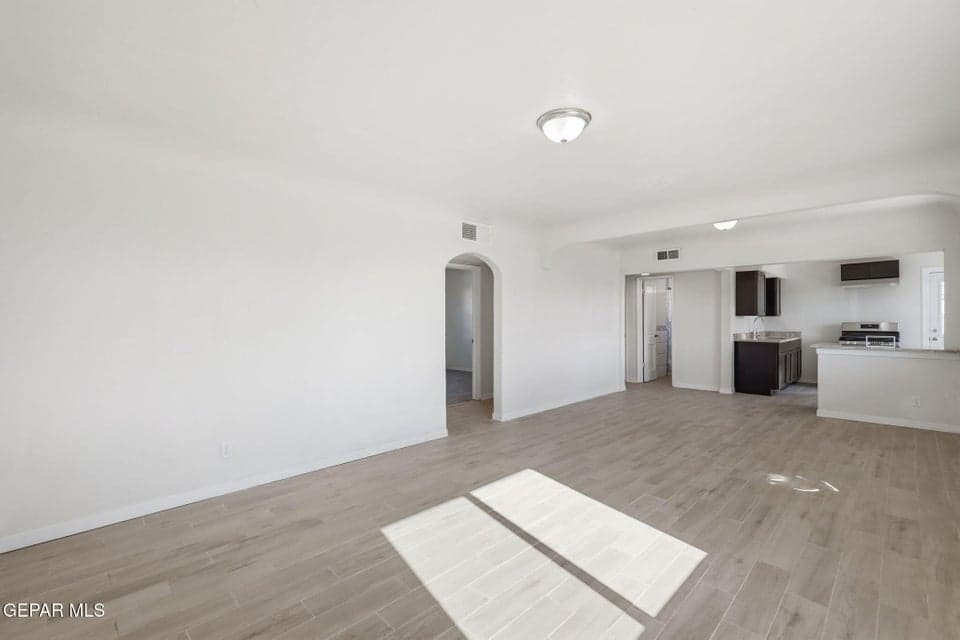 21-web-or-mls-IMG_0740