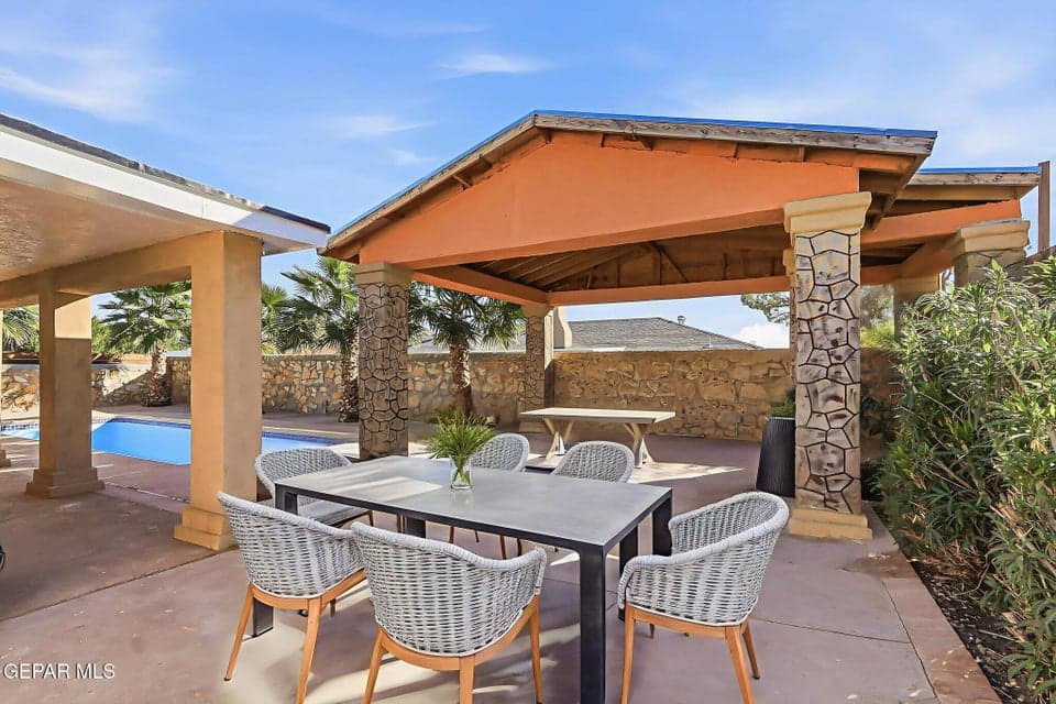 3-web-or-mls-2-print-IMG_4547 virtually