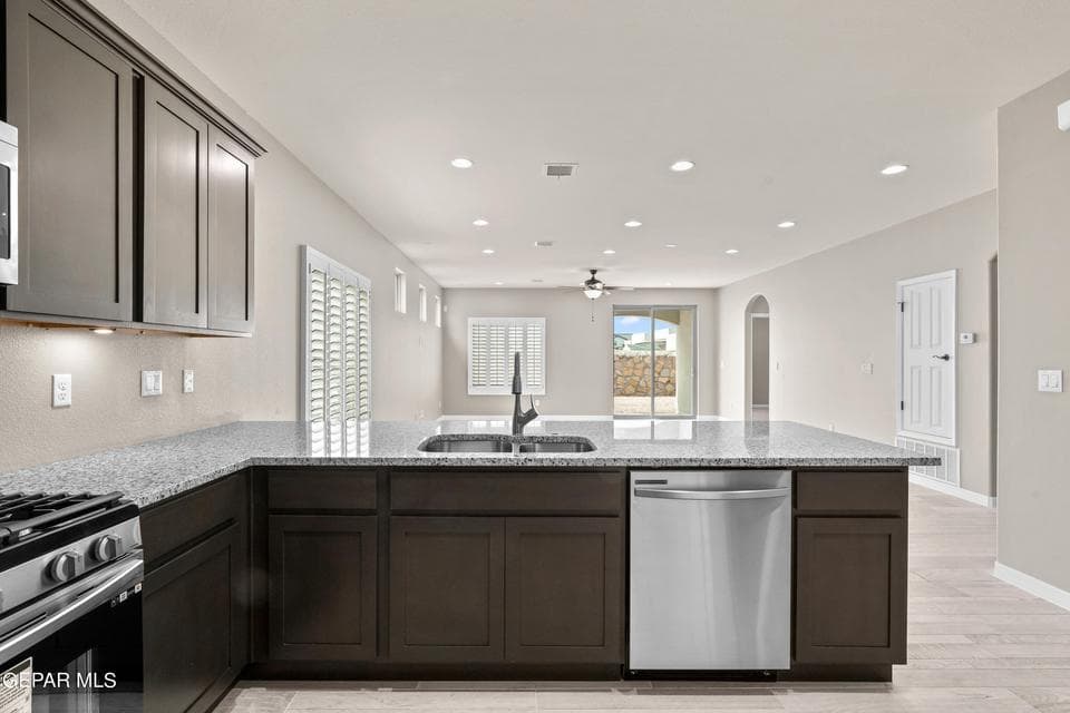 13828 Paseo De Miel-9