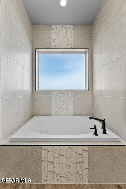 20251121175955898658000000-o