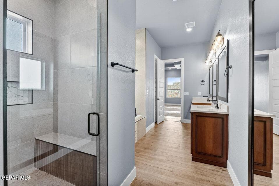 20251121175956711337000000-o