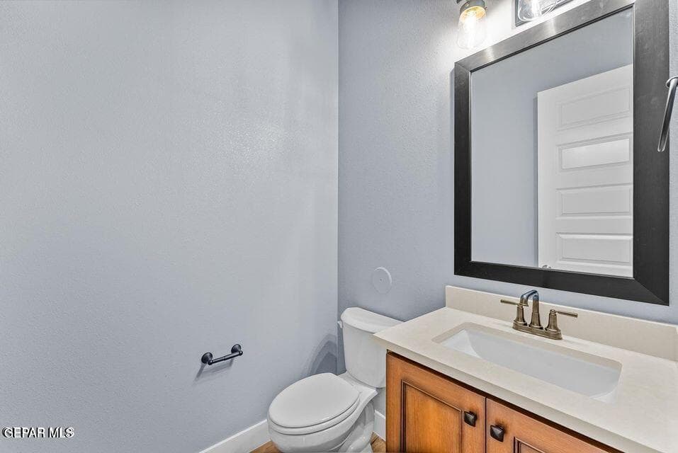 20251121180004660796000000-o