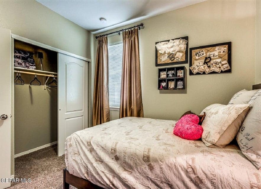 Picture for illustration purposes only. Previous model home.