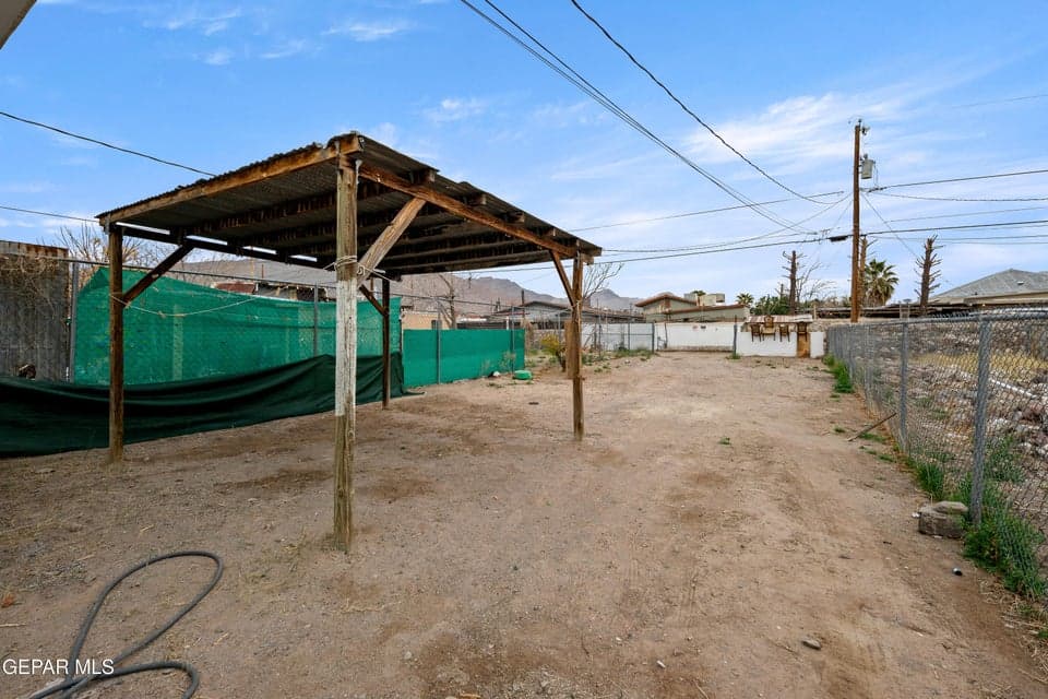 3315-E-Missouri-MLS-Camera-Guy-19