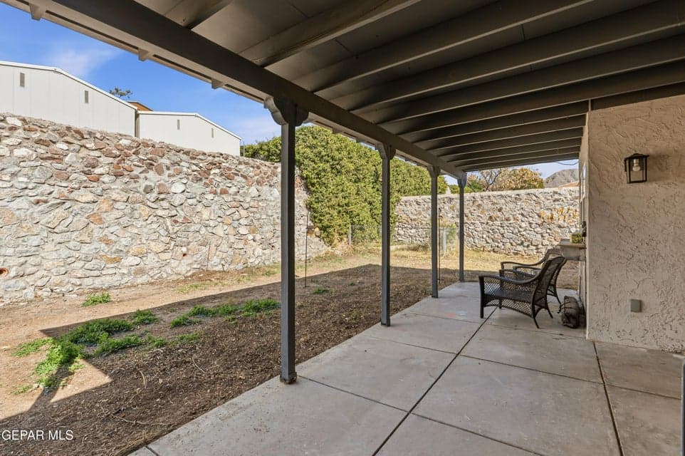 6609 Mesa Grande Ave