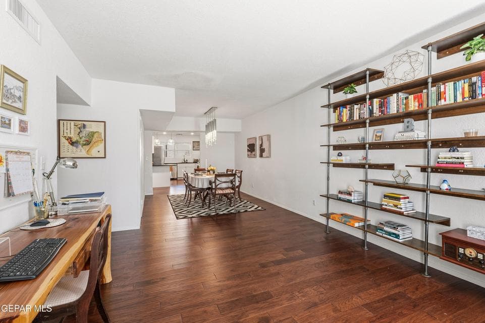 6609 Mesa Grande Ave