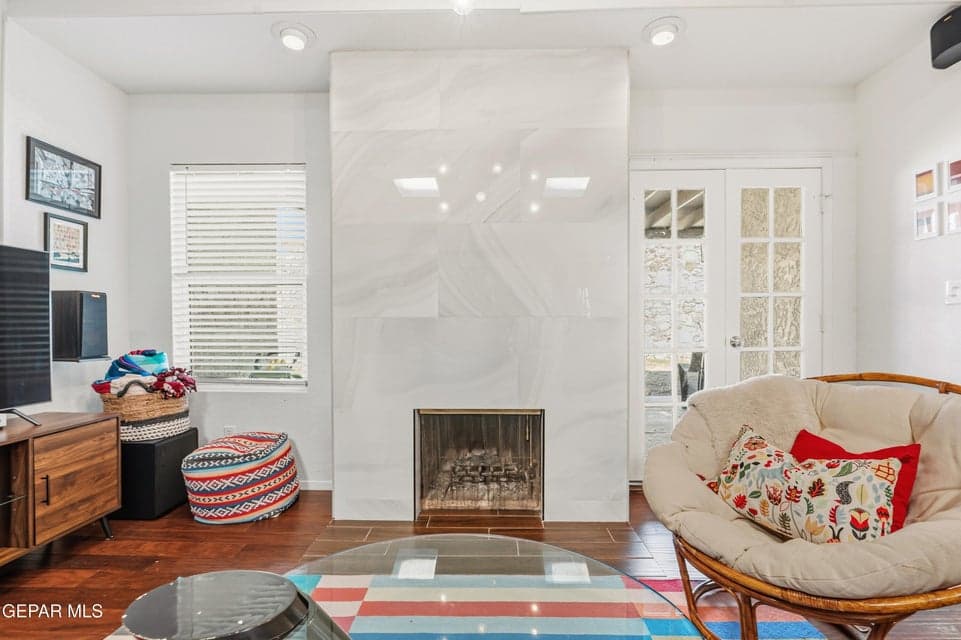 6609 Mesa Grande Ave