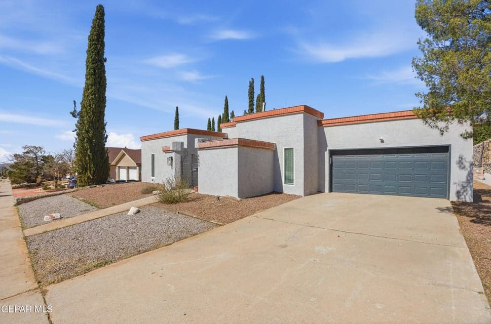 6609 Mesa Grande Ave