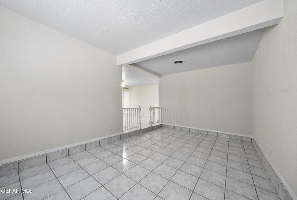 6-web-or-mls-A24I3154