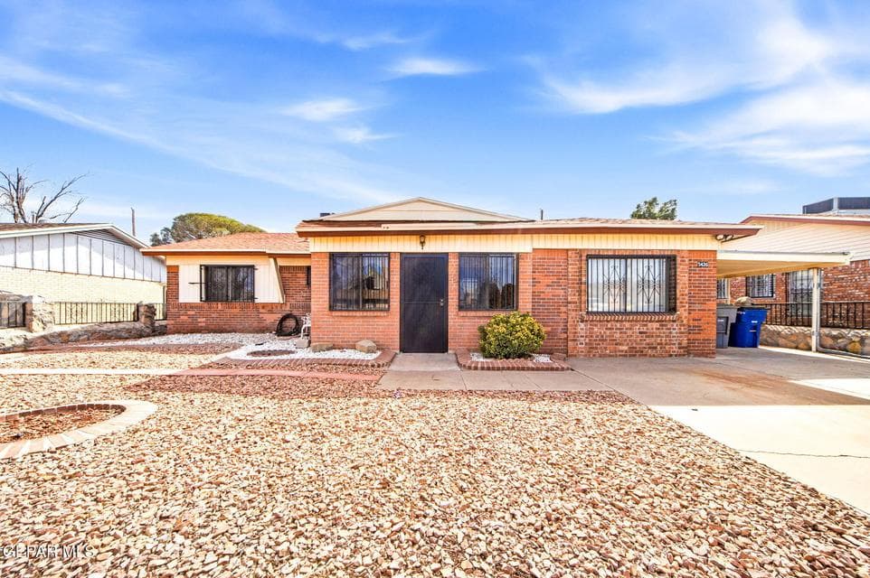 43-web-or-mls-A24I3298-2