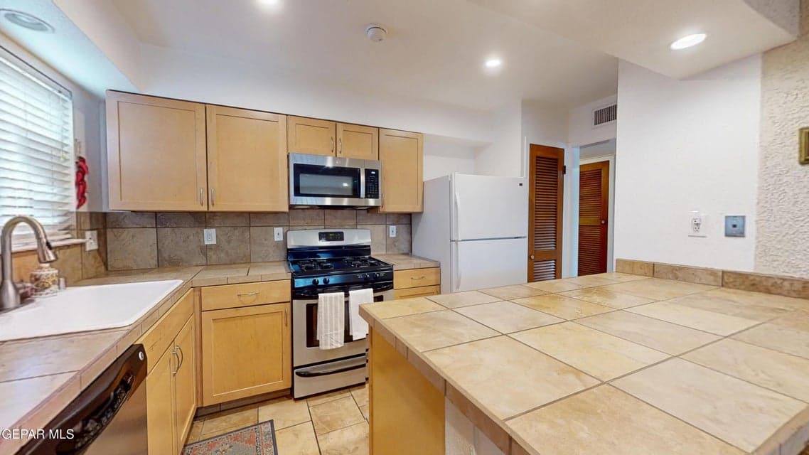 8612-Arboleda-Dr-02272026_111143