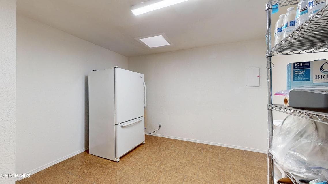 FLEX ROOM possibly 4TH BDR