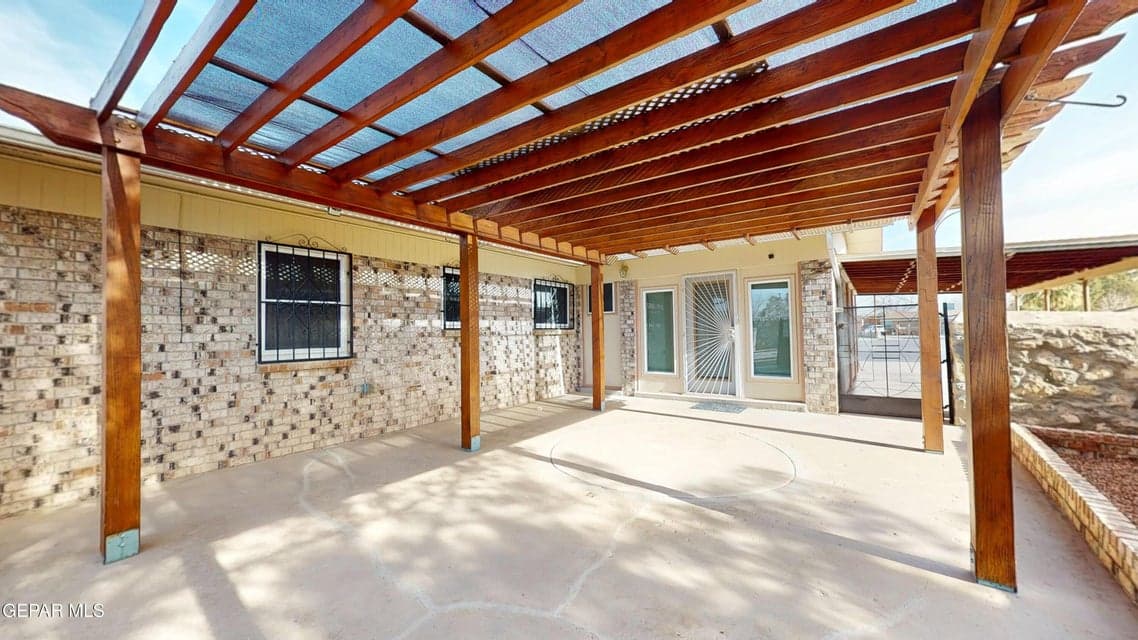 8612-Arboleda-Dr-02272026_112015