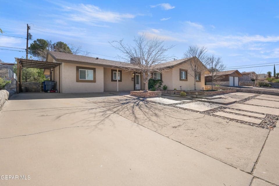 210-Belvidere-MLS-Camera-Guy-3