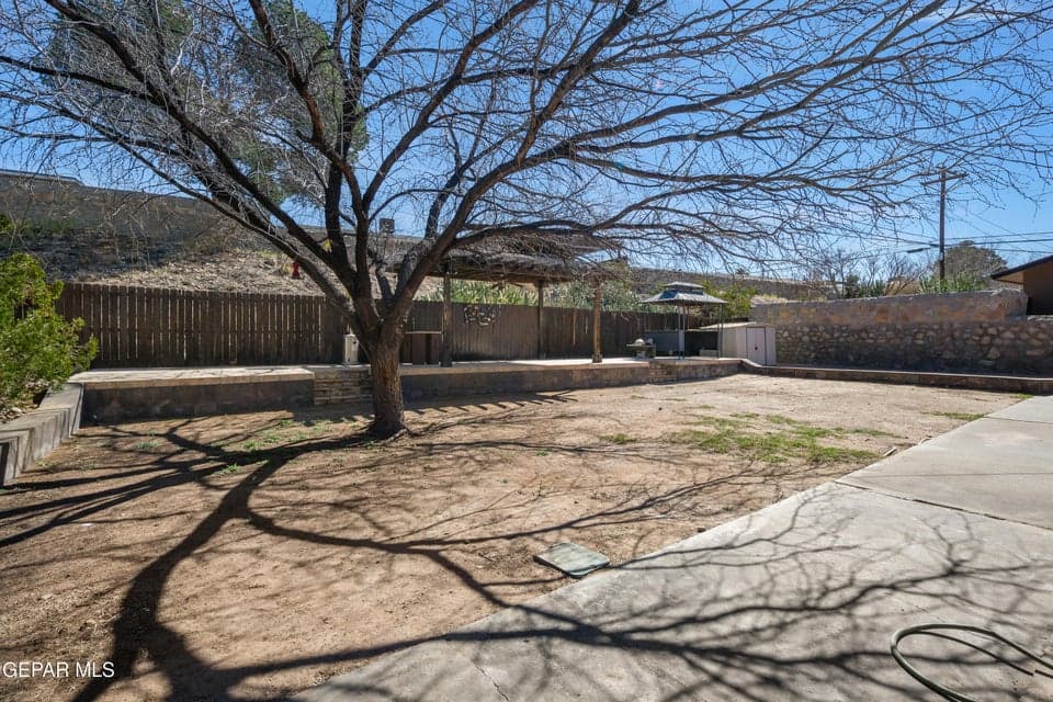 210-Belvidere-MLS-Camera-Guy-26