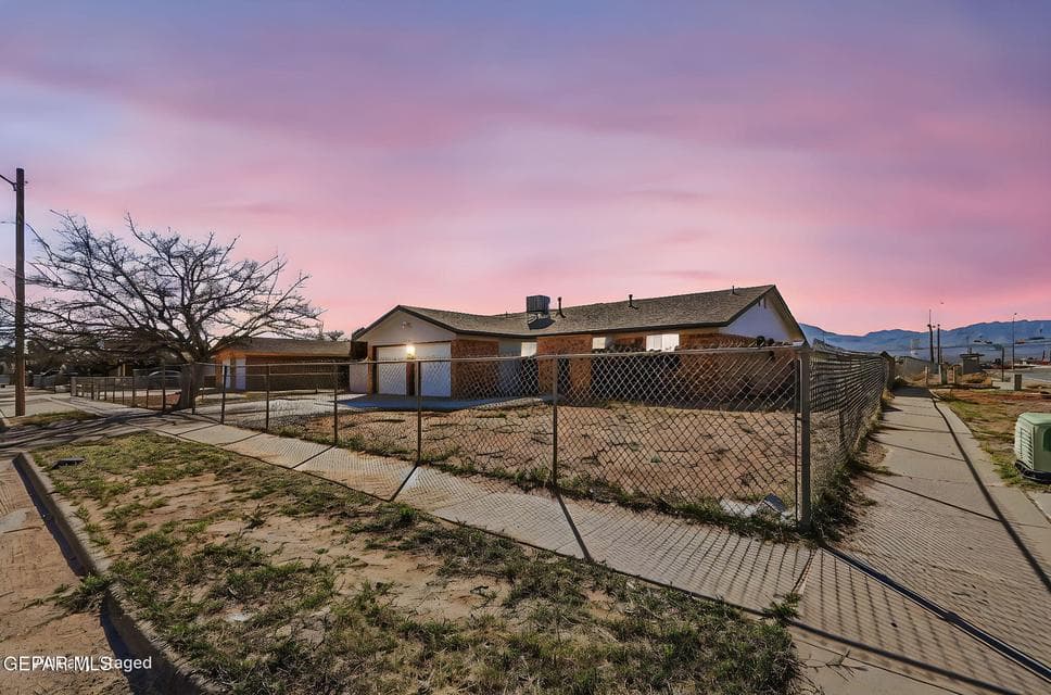 6-web-or-mls-IMG_6418_1 day to dusk