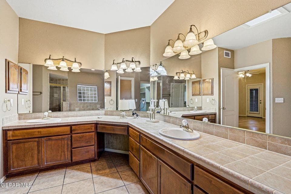 30-web-or-mls-IMG_2210_1