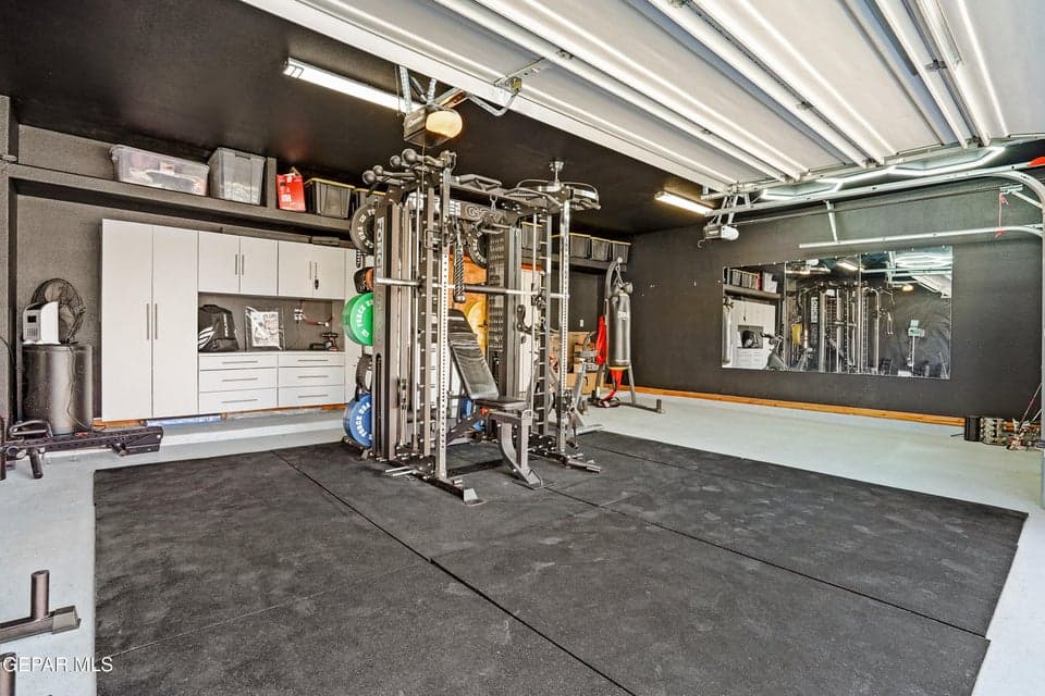 OSCAR PEREZ EDITED-7