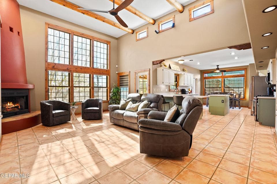 OSCAR PEREZ EDITED-9