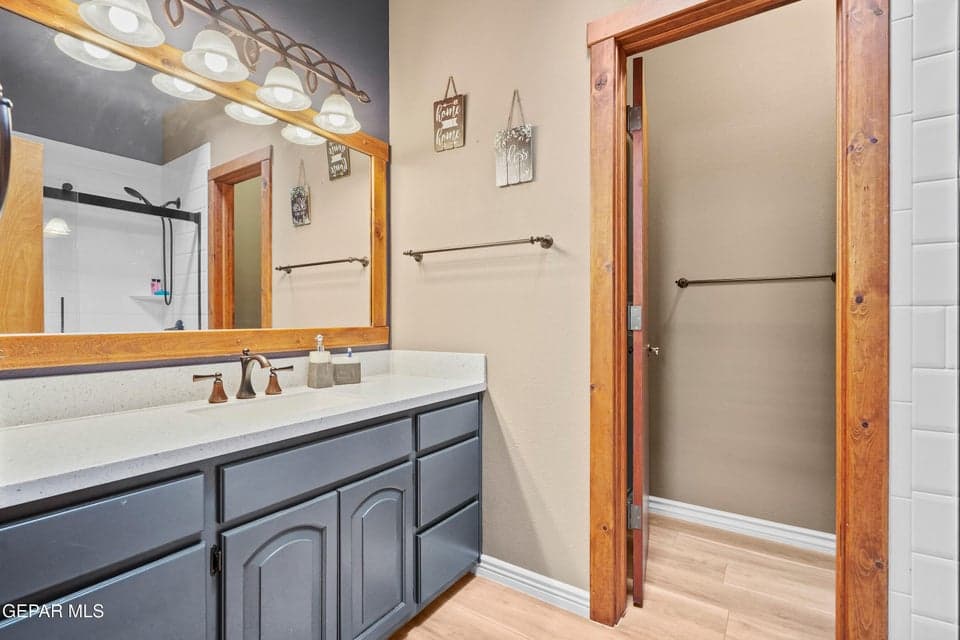 OSCAR PEREZ EDITED-27