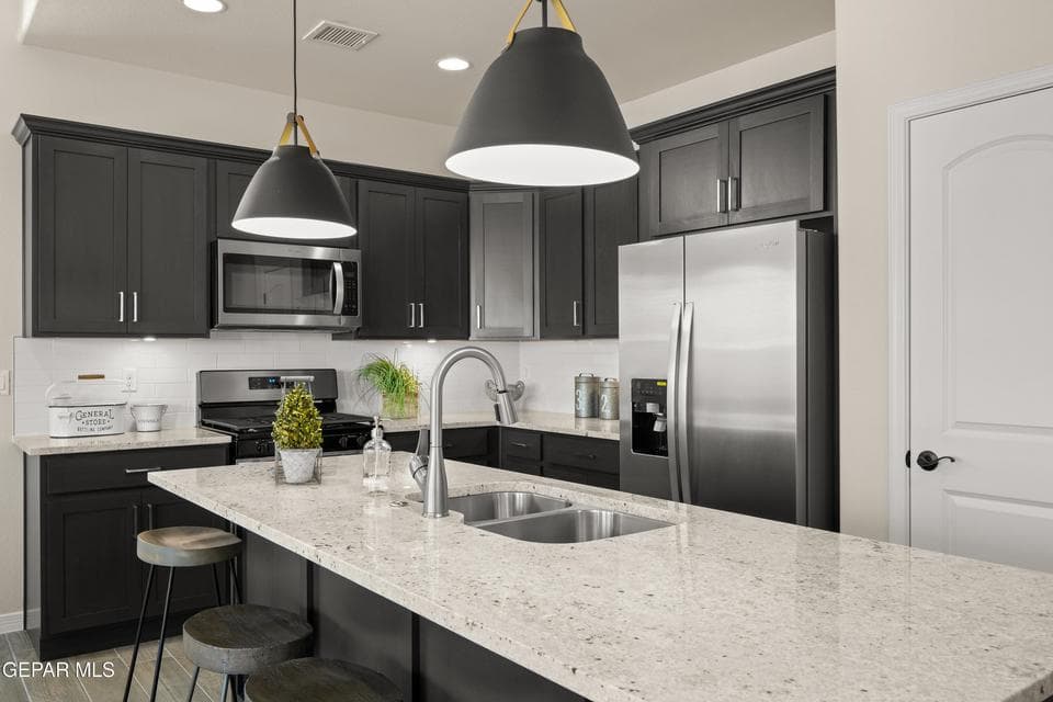 525 Paseo Dulce-15