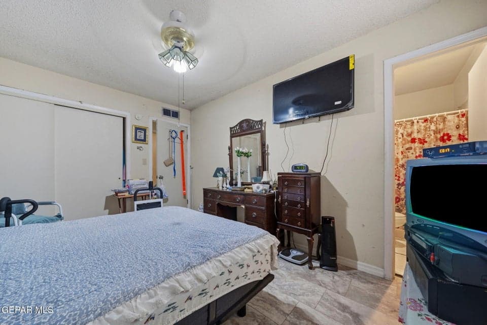 13-web-or-mls-A24I2933
