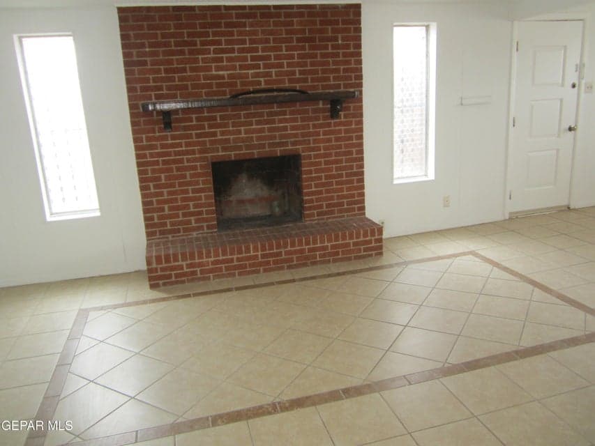 10309 Wilshire Pics 024