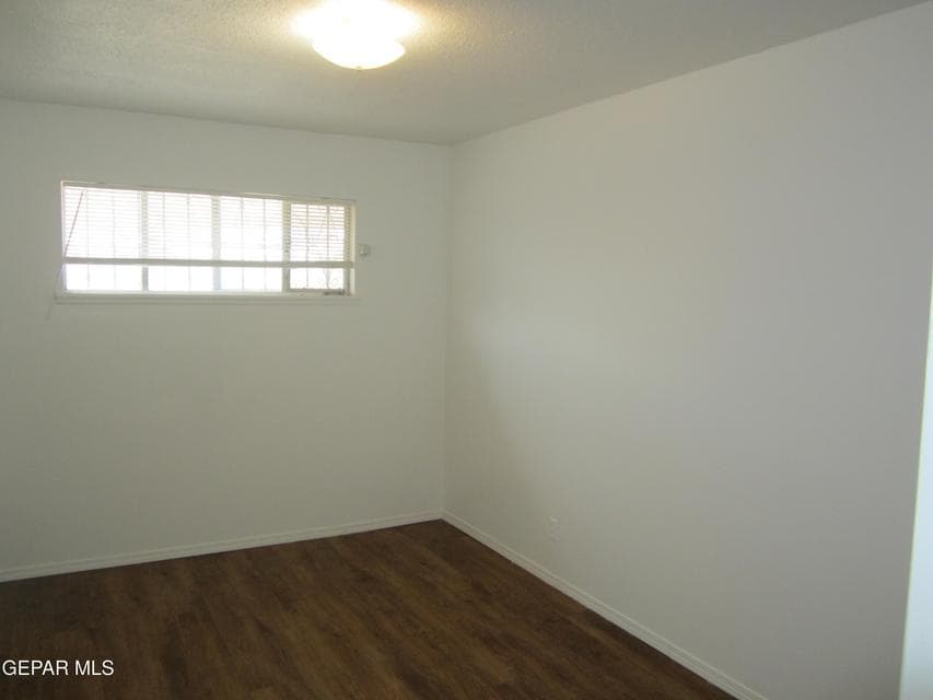10309 Wilshire Pics 030