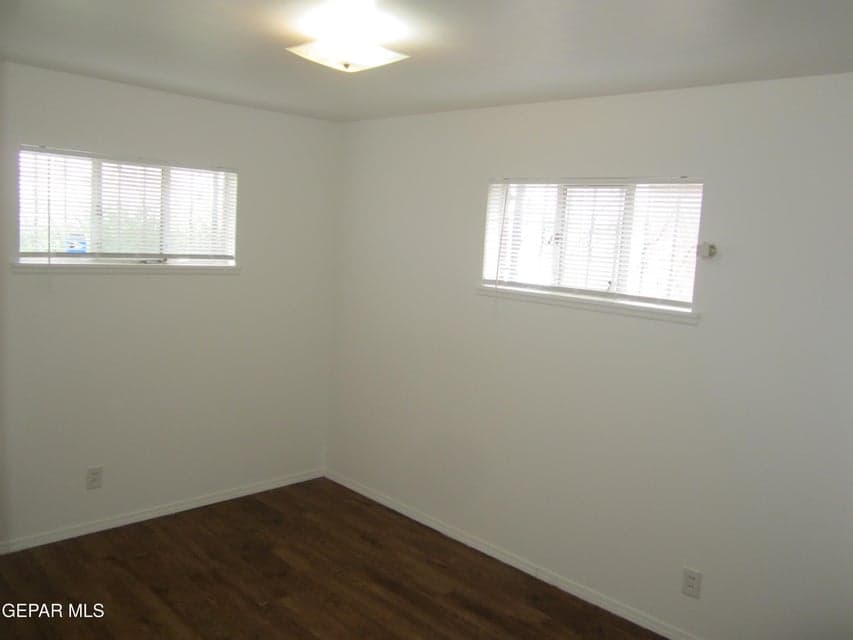 10309 Wilshire Pics 048