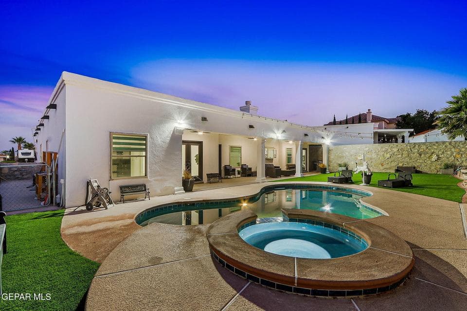 Pool