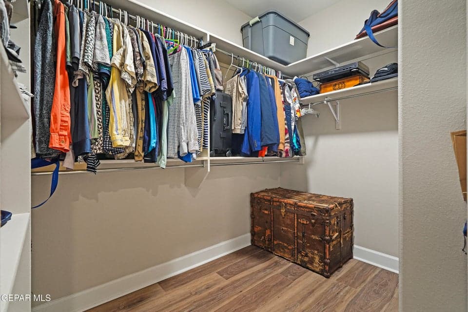 Large organizational space