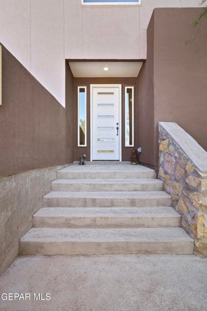 Grand entrance to great guests