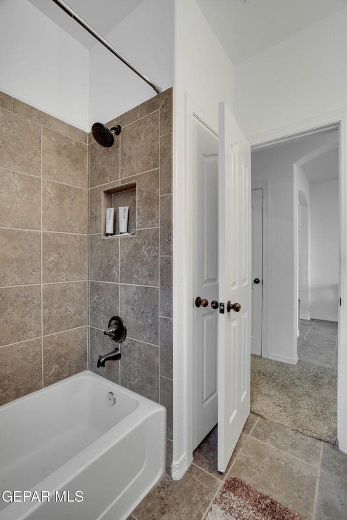 12648 Paseo Rosannie-08