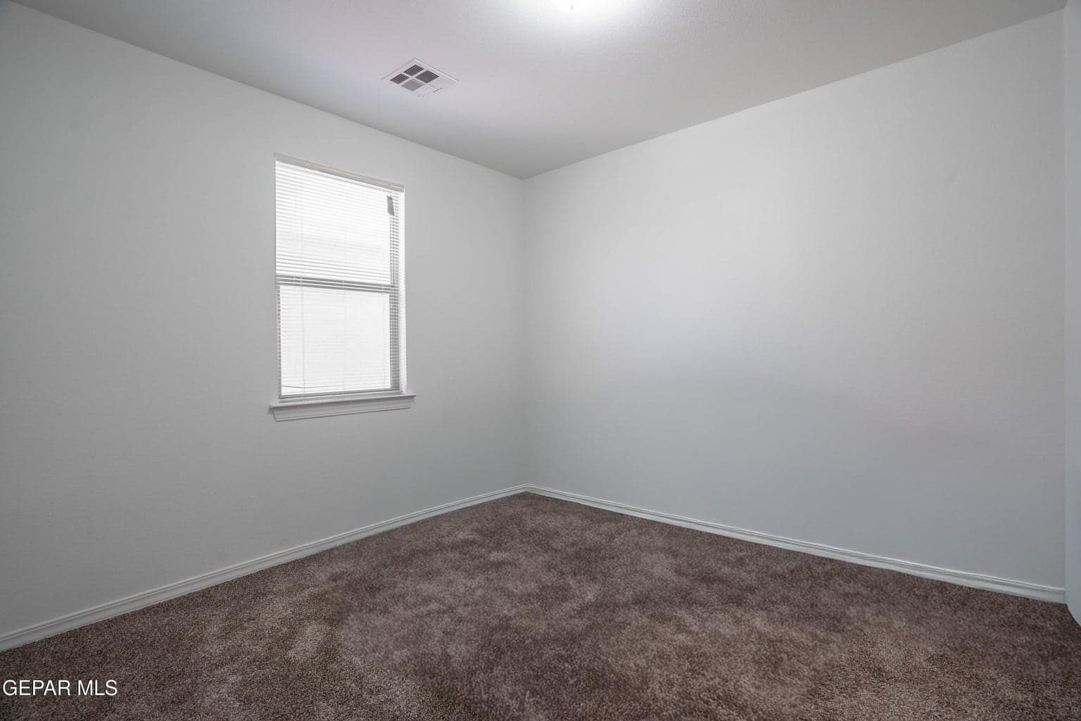 paseo rosannie EMPTY-1